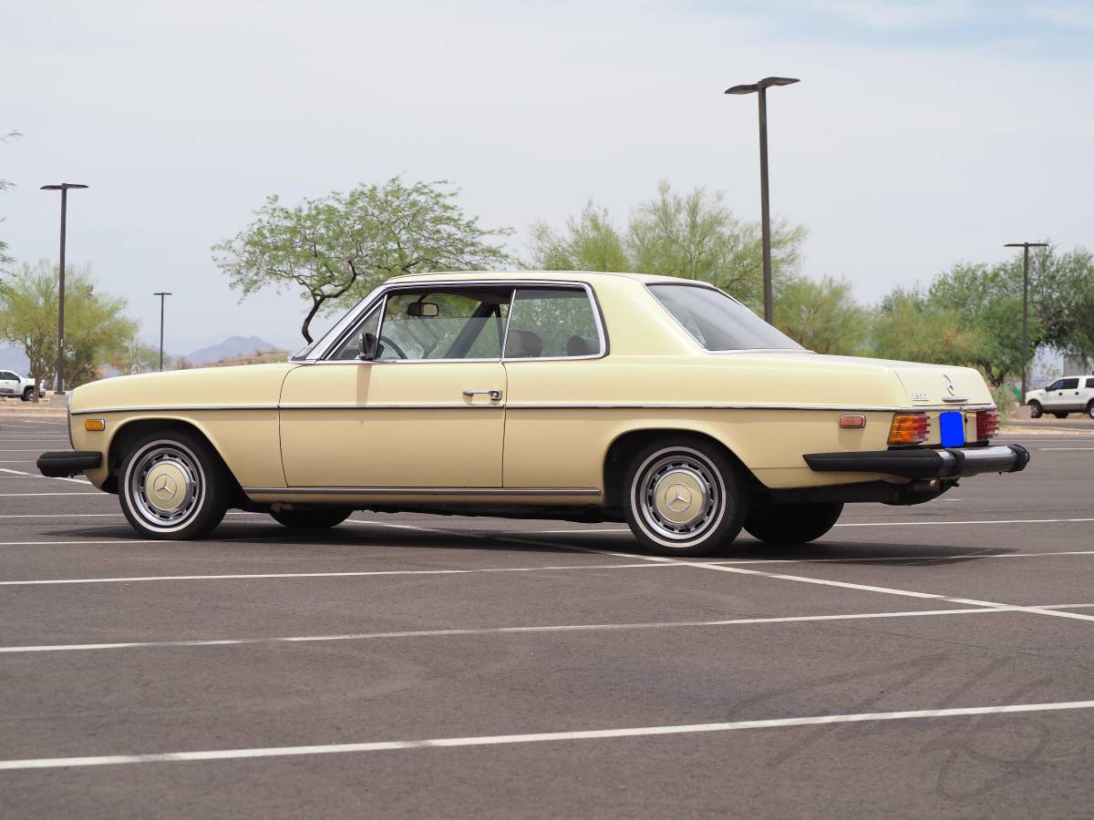 Mercedes-benz-280c-1974-yellow-5