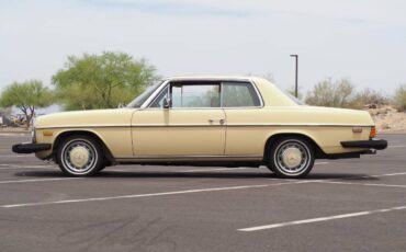 Mercedes-benz-280c-1974-yellow-6