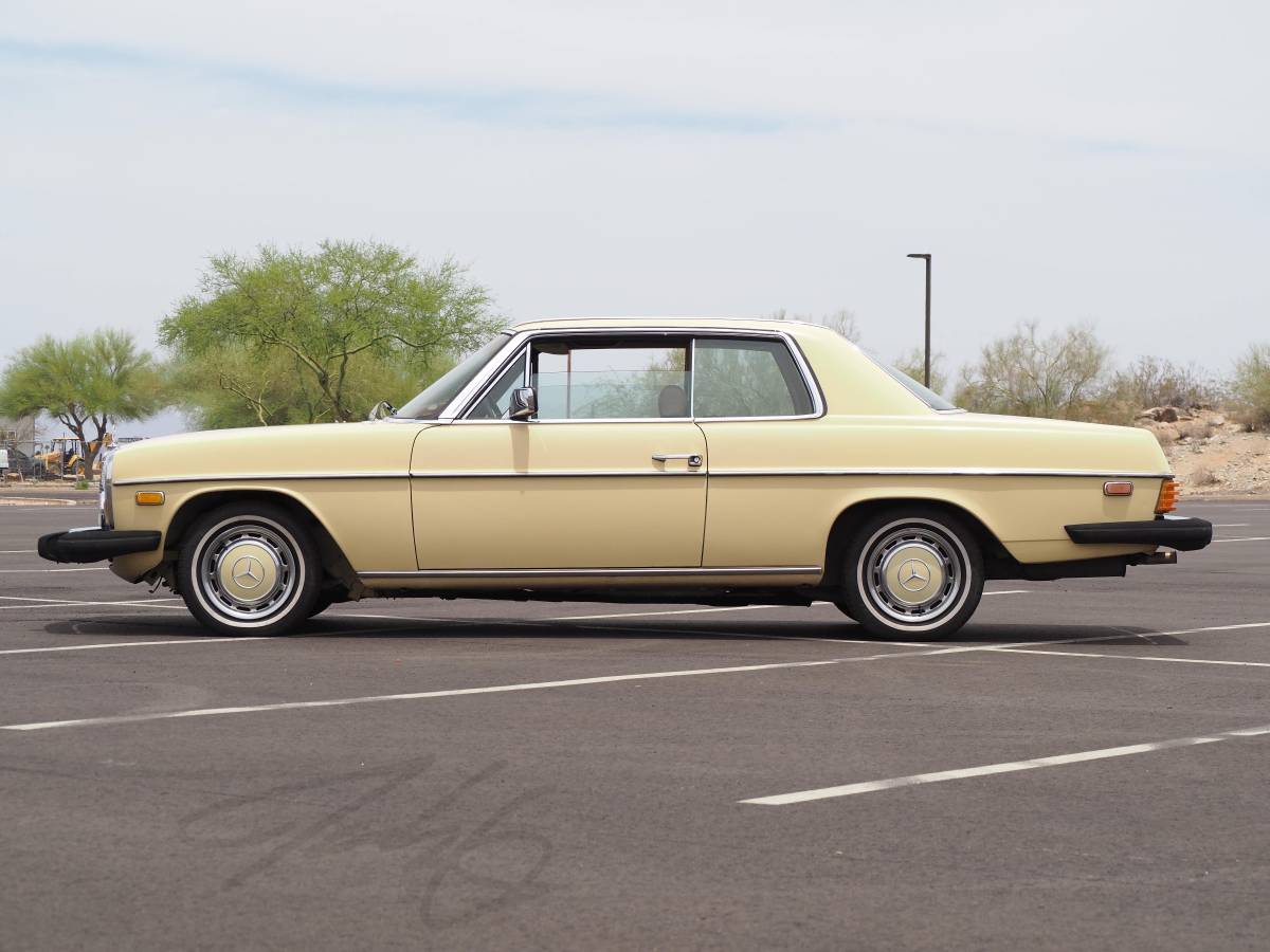 Mercedes-benz-280c-1974-yellow-6