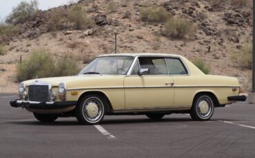 Mercedes-benz-280c-1974-yellow-7