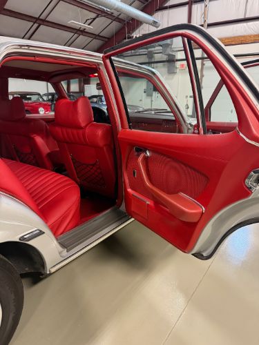 Mercedes-benz-280s-1975-1