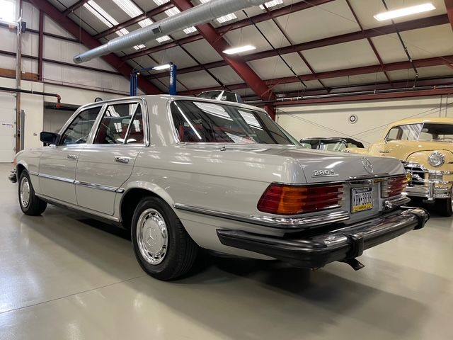 Mercedes-benz-280s-1975-13