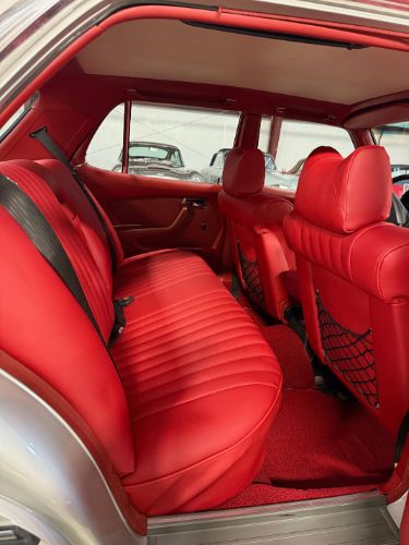 Mercedes-benz-280s-1975-2