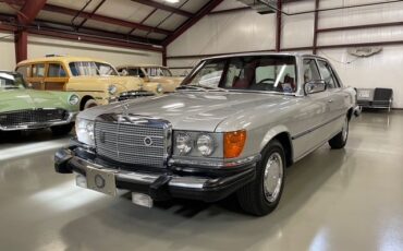 Mercedes-benz-280s-1975