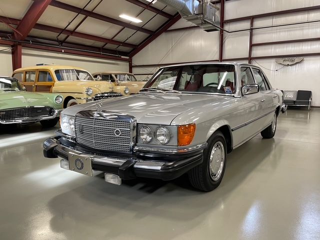 Mercedes-benz-280s-1975