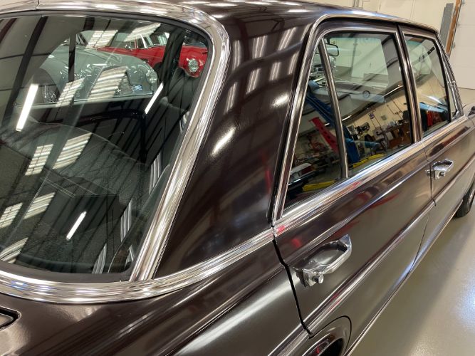 Mercedes-benz-280se-1969-Brown-Black-10