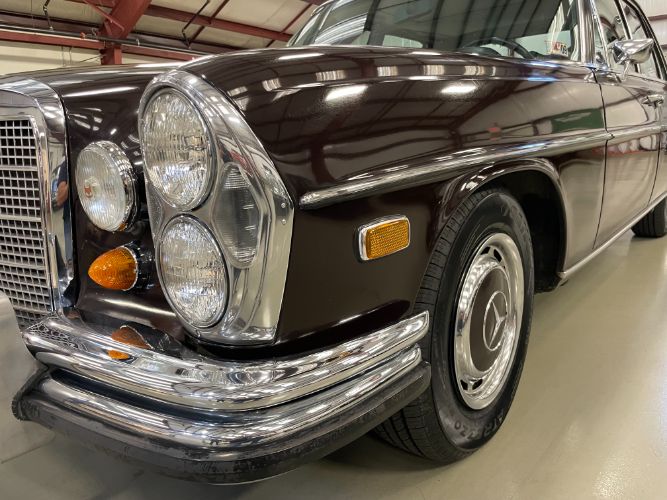 Mercedes-benz-280se-1969-Brown-Black-13