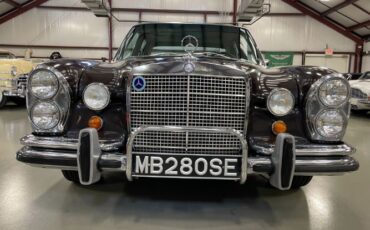 Mercedes-benz-280se-1969-Brown-Black-2