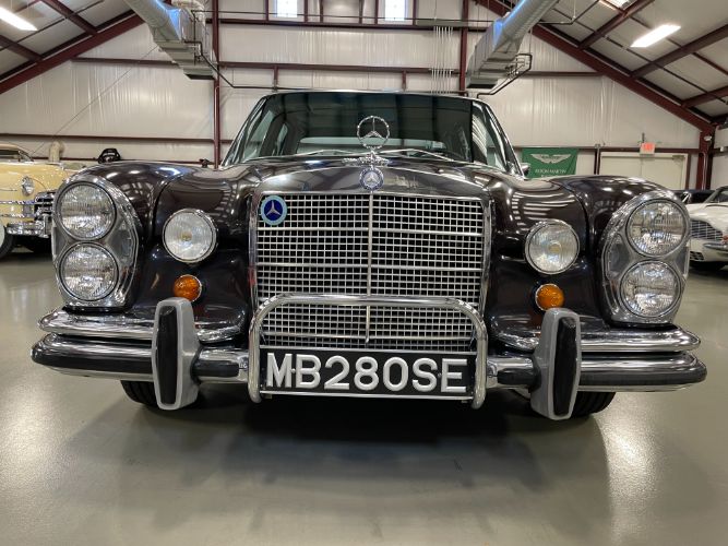 Mercedes-benz-280se-1969-Brown-Black-2
