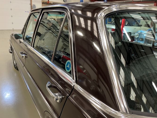 Mercedes-benz-280se-1969-Brown-Black-21