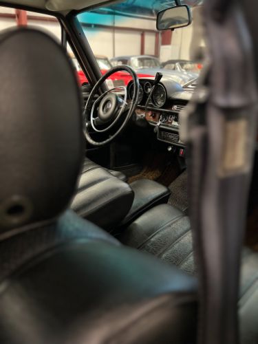 Mercedes-benz-280se-1969-Brown-Black-27