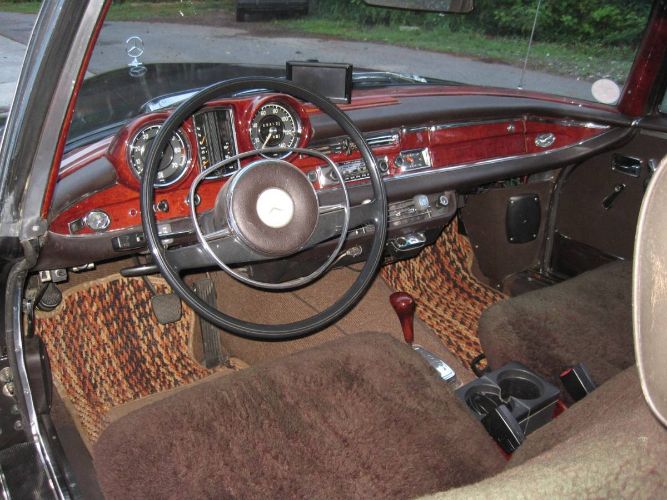 Mercedes-benz-280se-1969-Metallic-Dark-Bronze-14