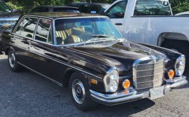 Mercedes-benz-280se-1970-brown-1