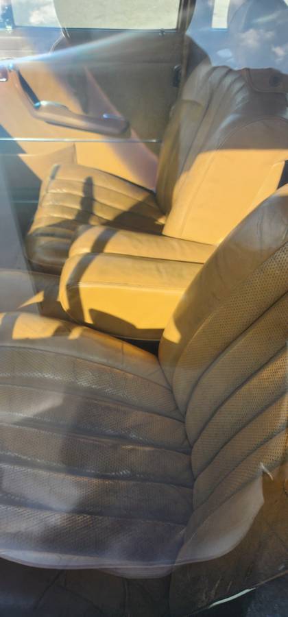 Mercedes-benz-280se-1970-brown-14