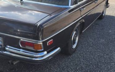 Mercedes-benz-280se-1970-brown-16