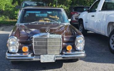 Mercedes-benz-280se-1970-brown-3