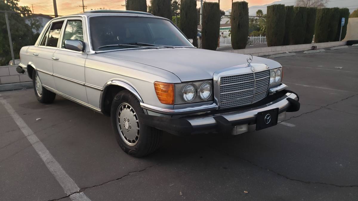 Mercedes-benz-280se-1979-silver-2