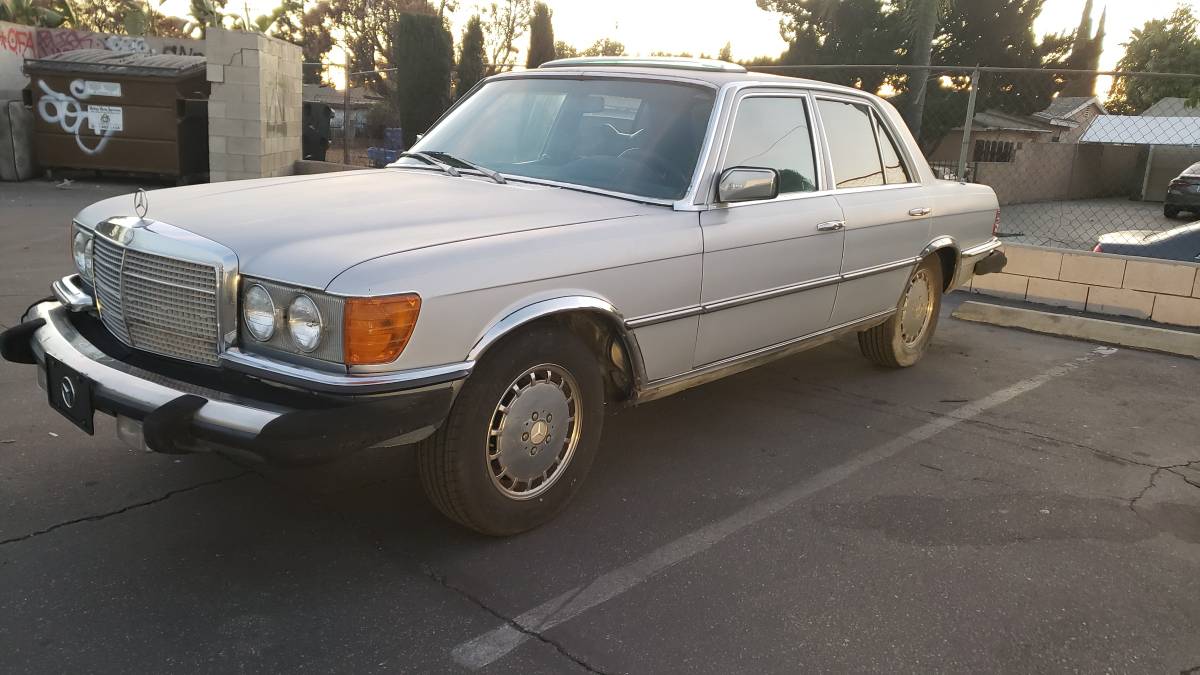 Mercedes-benz-280se-1979-silver