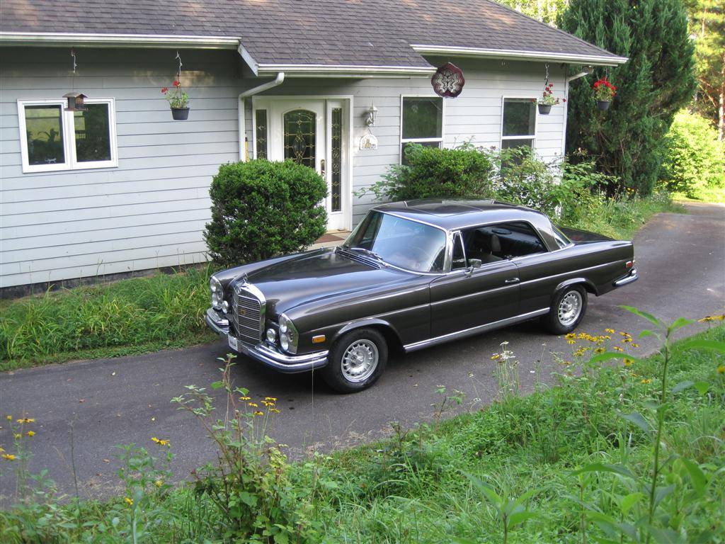 Mercedes-benz-280se-coupe-1969-black-1