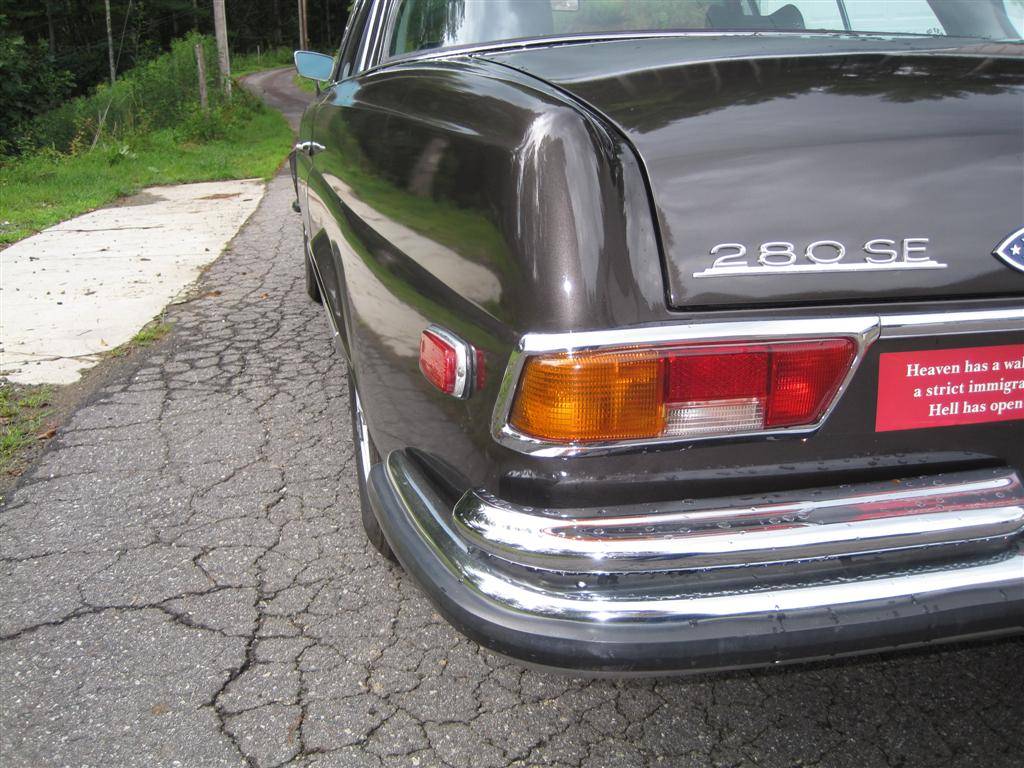 Mercedes-benz-280se-coupe-1969-black-5