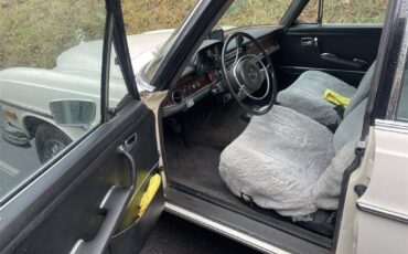 Mercedes-benz-280sel-4.5-1972-white-2