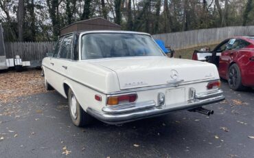 Mercedes-benz-280sel-4.5-1972-white-20