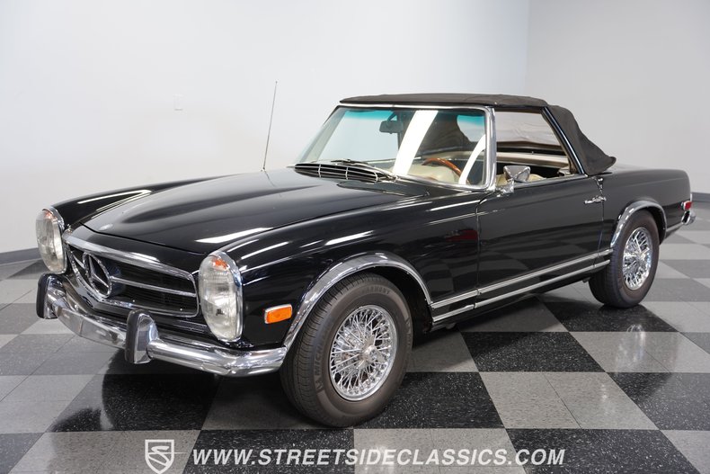 Mercedes-benz-280sl-1968-Black-White-3