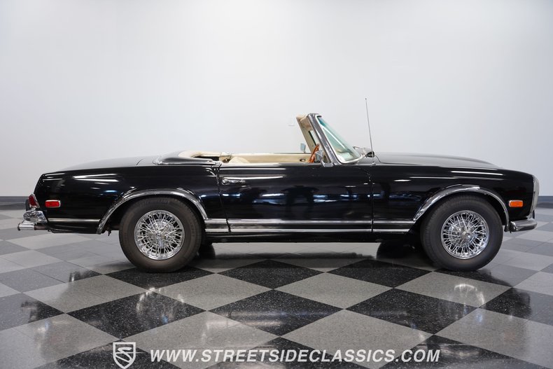 Mercedes-benz-280sl-1968-Black-White-48