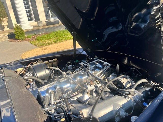 Mercedes-benz-280sl-1968-Midnight-Black-Tan-Hydes-11