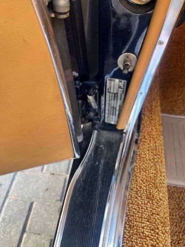 Mercedes-benz-280sl-1968-Midnight-Black-Tan-Hydes-14