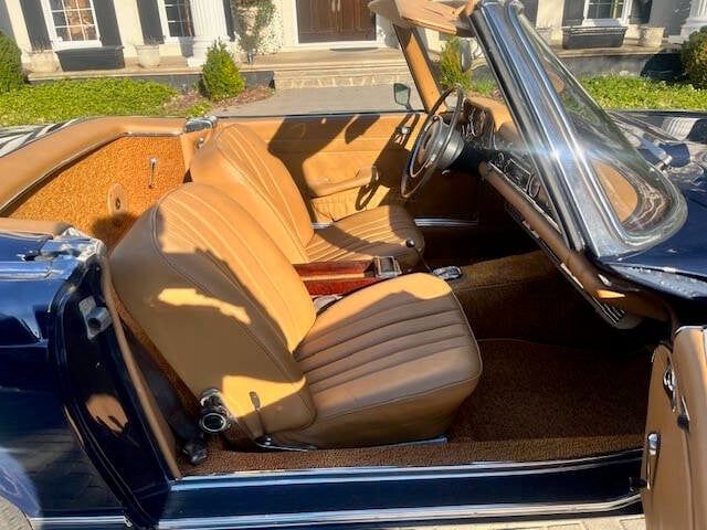 Mercedes-benz-280sl-1968-Midnight-Black-Tan-Hydes-2