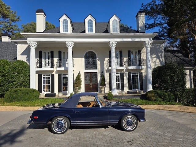 Mercedes-benz-280sl-1968-Midnight-Black-Tan-Hydes-26