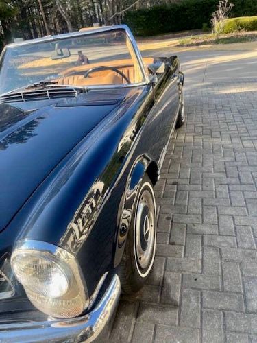 Mercedes-benz-280sl-1968-Midnight-Black-Tan-Hydes-30
