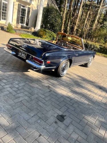 Mercedes-benz-280sl-1968-Midnight-Black-Tan-Hydes-33