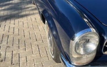Mercedes-benz-280sl-1968-Midnight-Black-Tan-Hydes-35