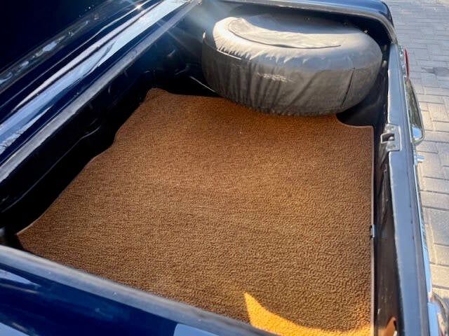 Mercedes-benz-280sl-1968-Midnight-Black-Tan-Hydes-4