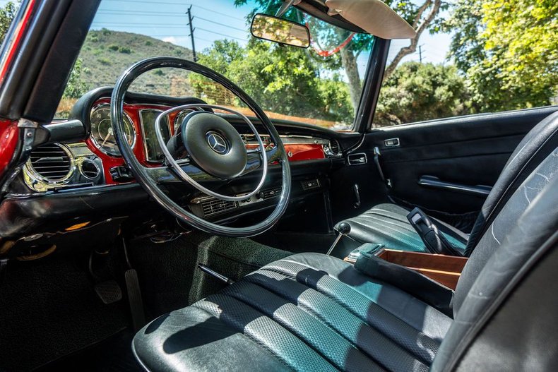 Mercedes-benz-280sl-1968-Red-13