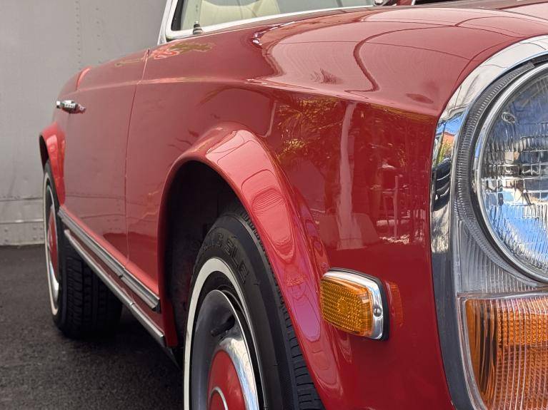 Mercedes-benz-280sl-1969-14