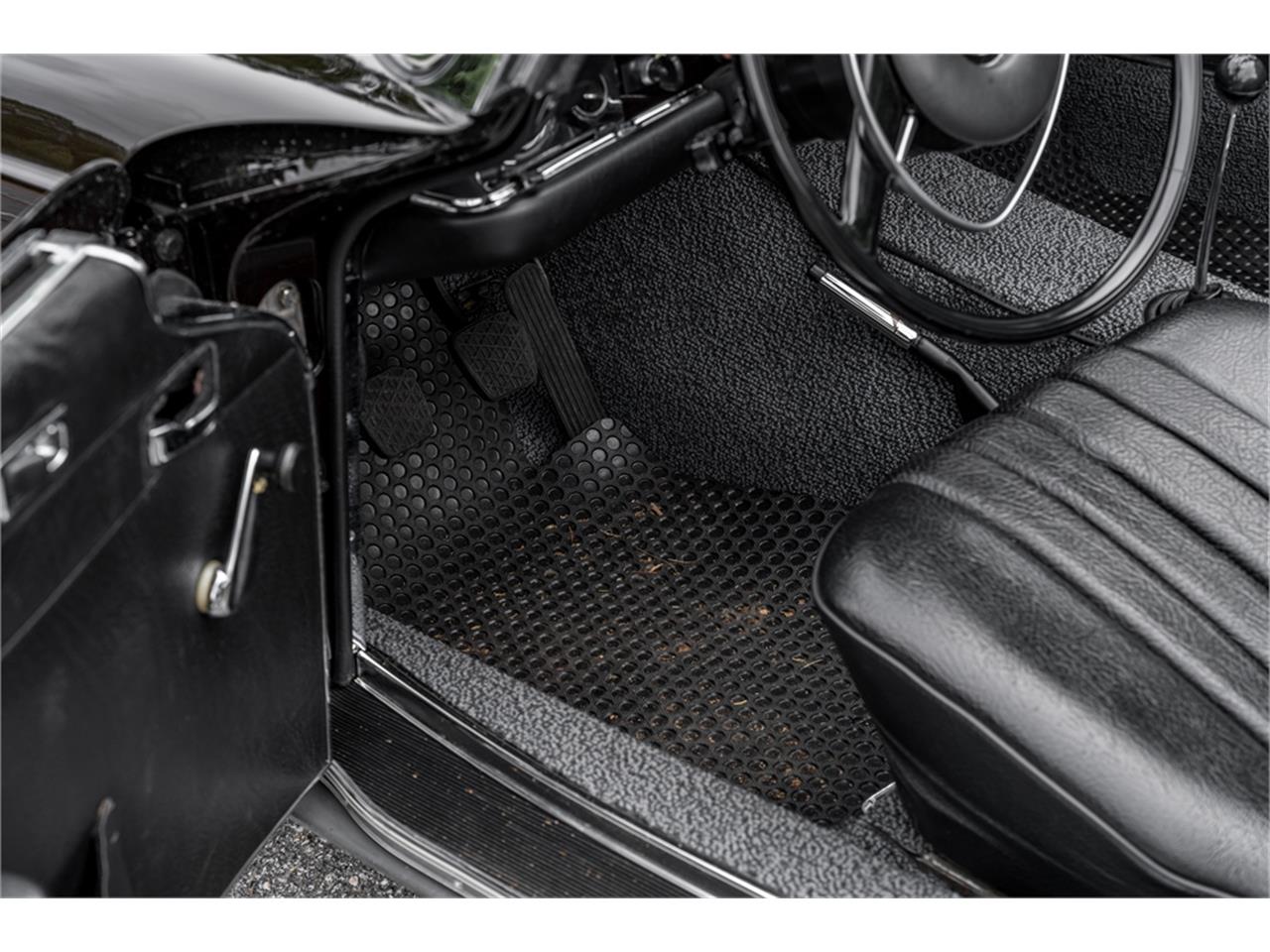 Mercedes-benz-280sl-1969-Black-Black-44