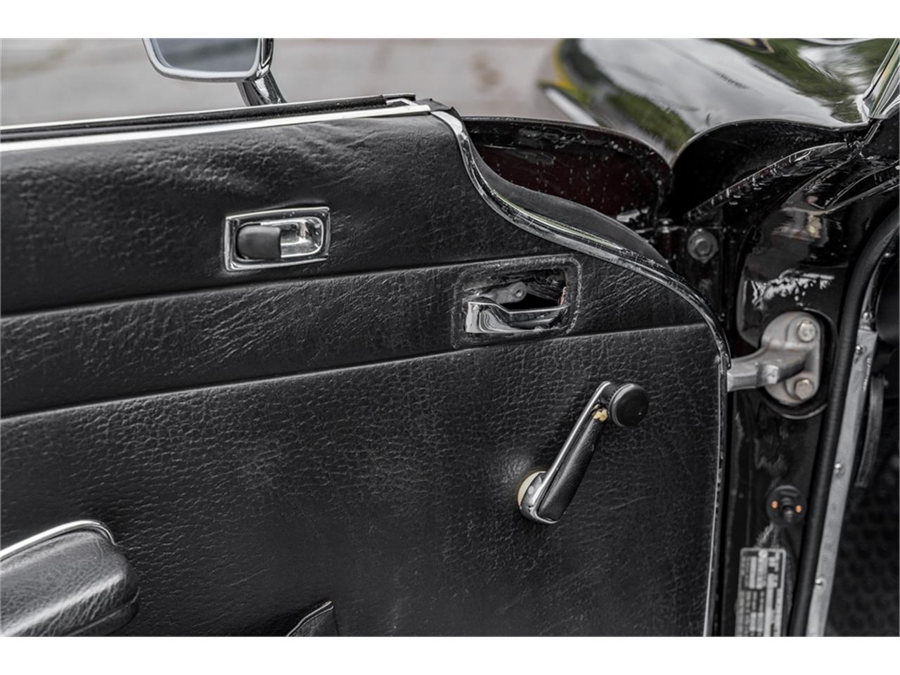 Mercedes-benz-280sl-1969-Black-Black-48