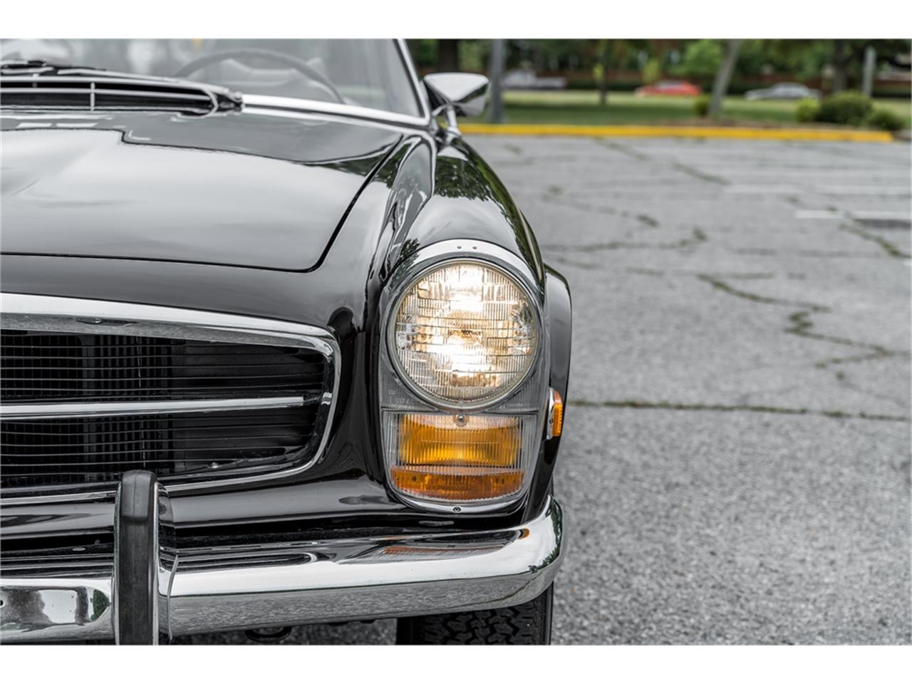 Mercedes-benz-280sl-1969-Black-Black-5
