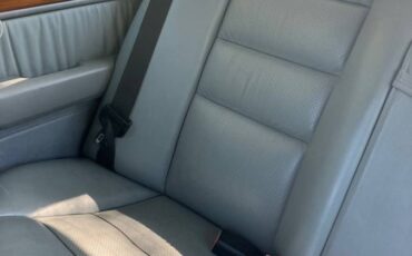 Mercedes-benz-300-1993-white-16