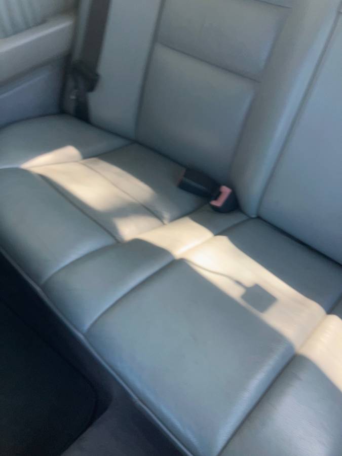 Mercedes-benz-300-1993-white