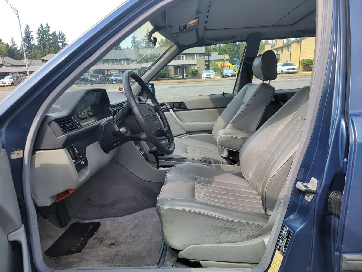 Mercedes-benz-300-300dt-diesel-1987-blue-1