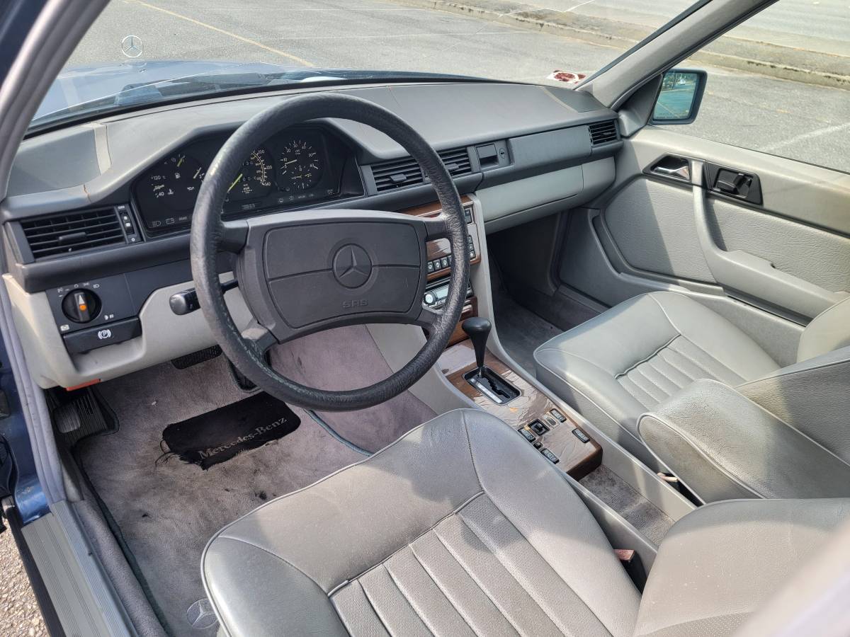 Mercedes-benz-300-300dt-diesel-1987-blue-13
