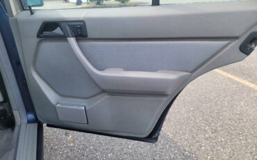 Mercedes-benz-300-300dt-diesel-1987-blue-16
