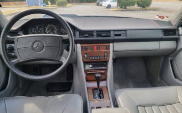 Mercedes-benz-300-300dt-diesel-1987-blue-4