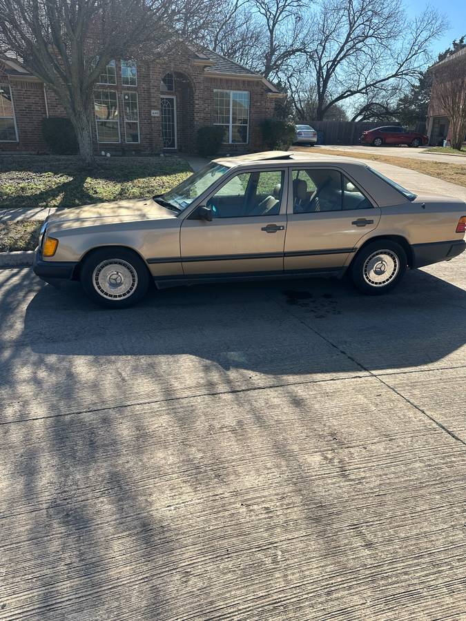 Mercedes-benz-300-300e-1987