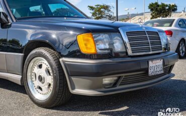 Mercedes-benz-300-300e-1990-black-19