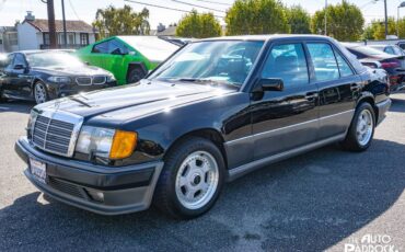 Mercedes-benz-300-300e-1990-black